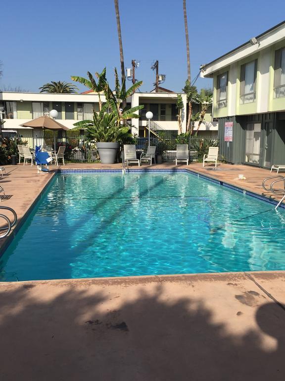 Vagabond Inn Los Angeles At Usc Exteriör bild